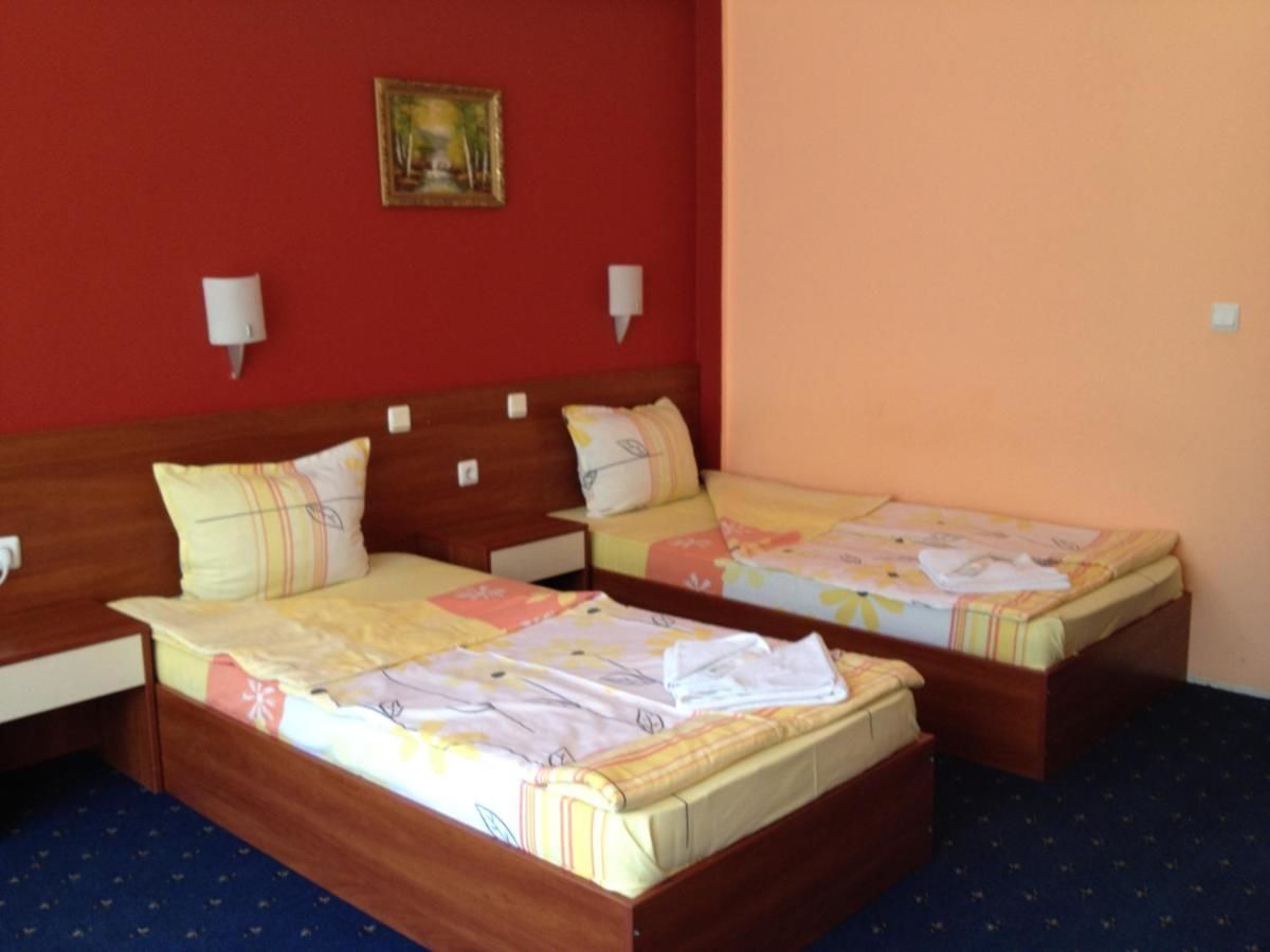 Отель Family Hotel Diana Царево